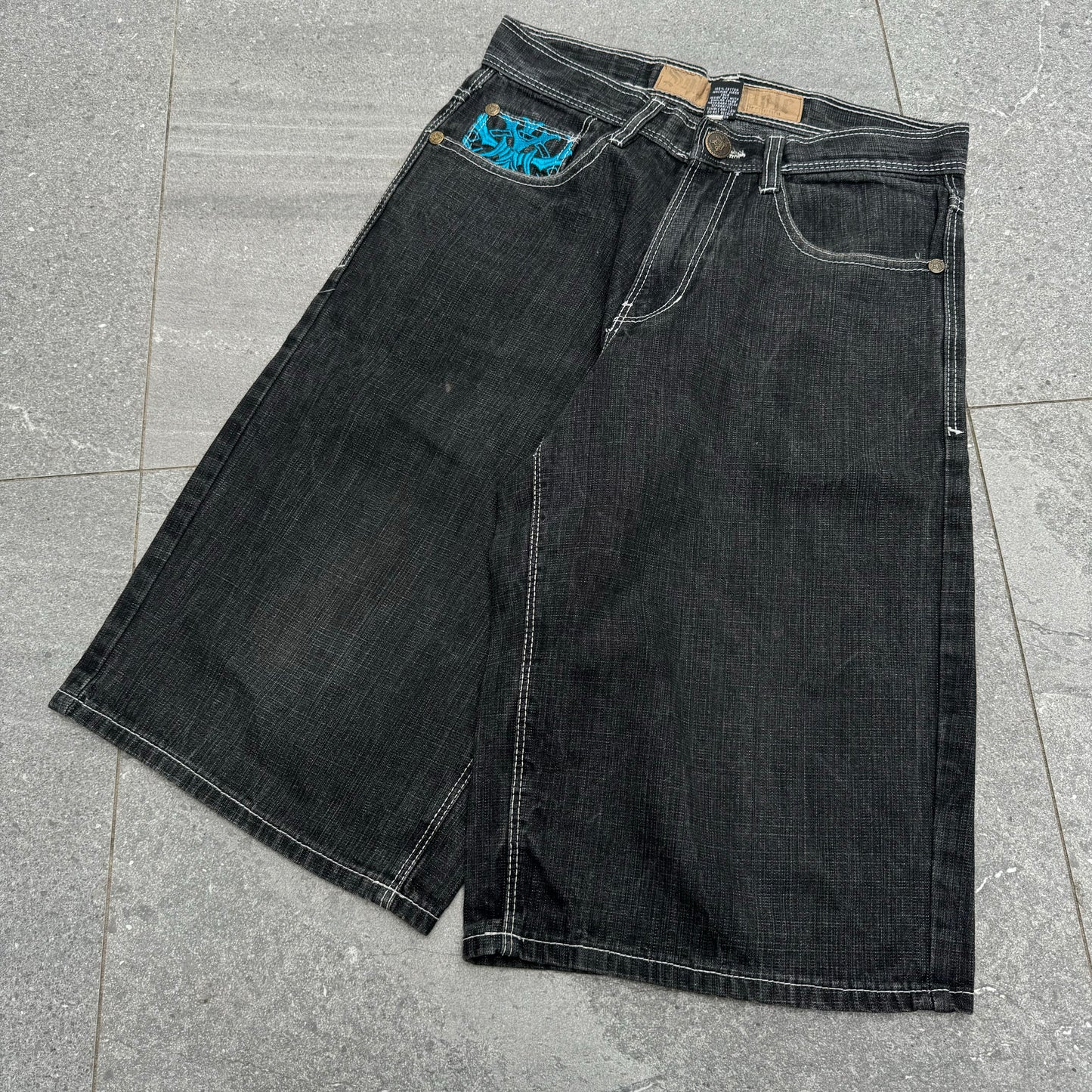 nicest fitting jorts 🤧 - 32”