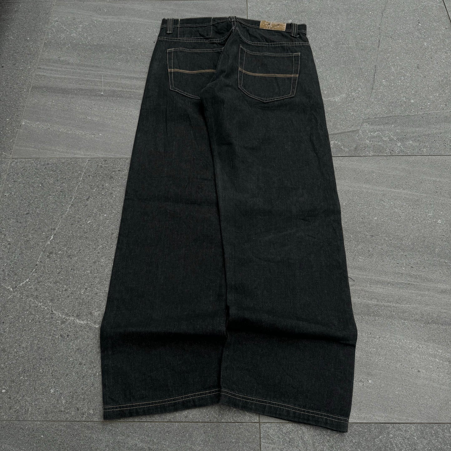 dmax jeans - 34x33”