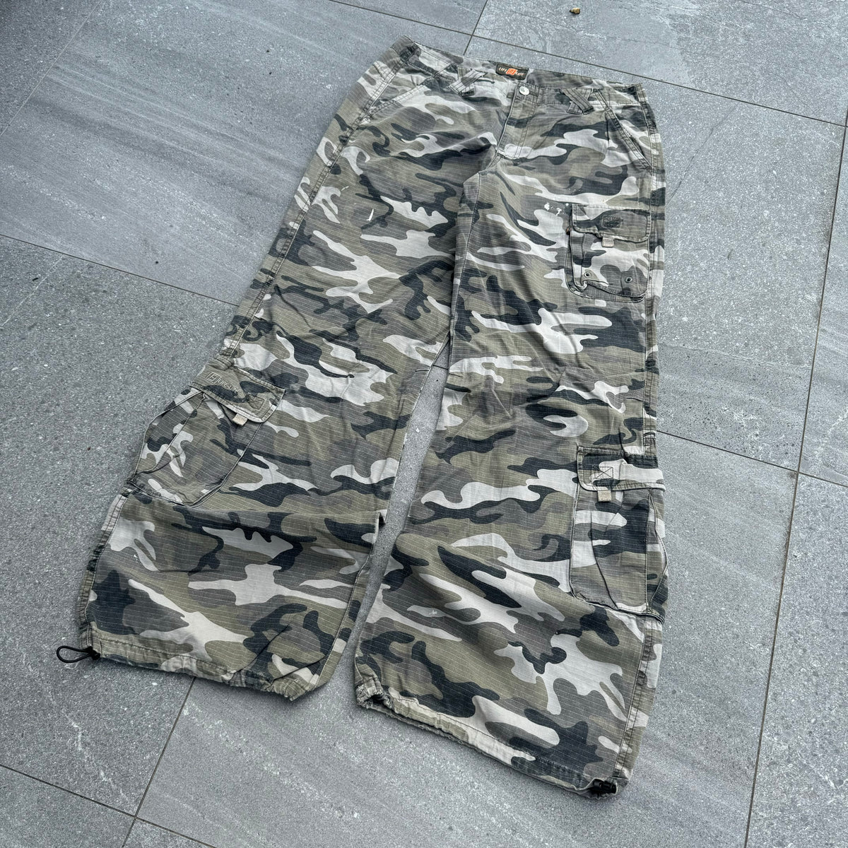 FATTEST CAMO CARGOS - 32x31”