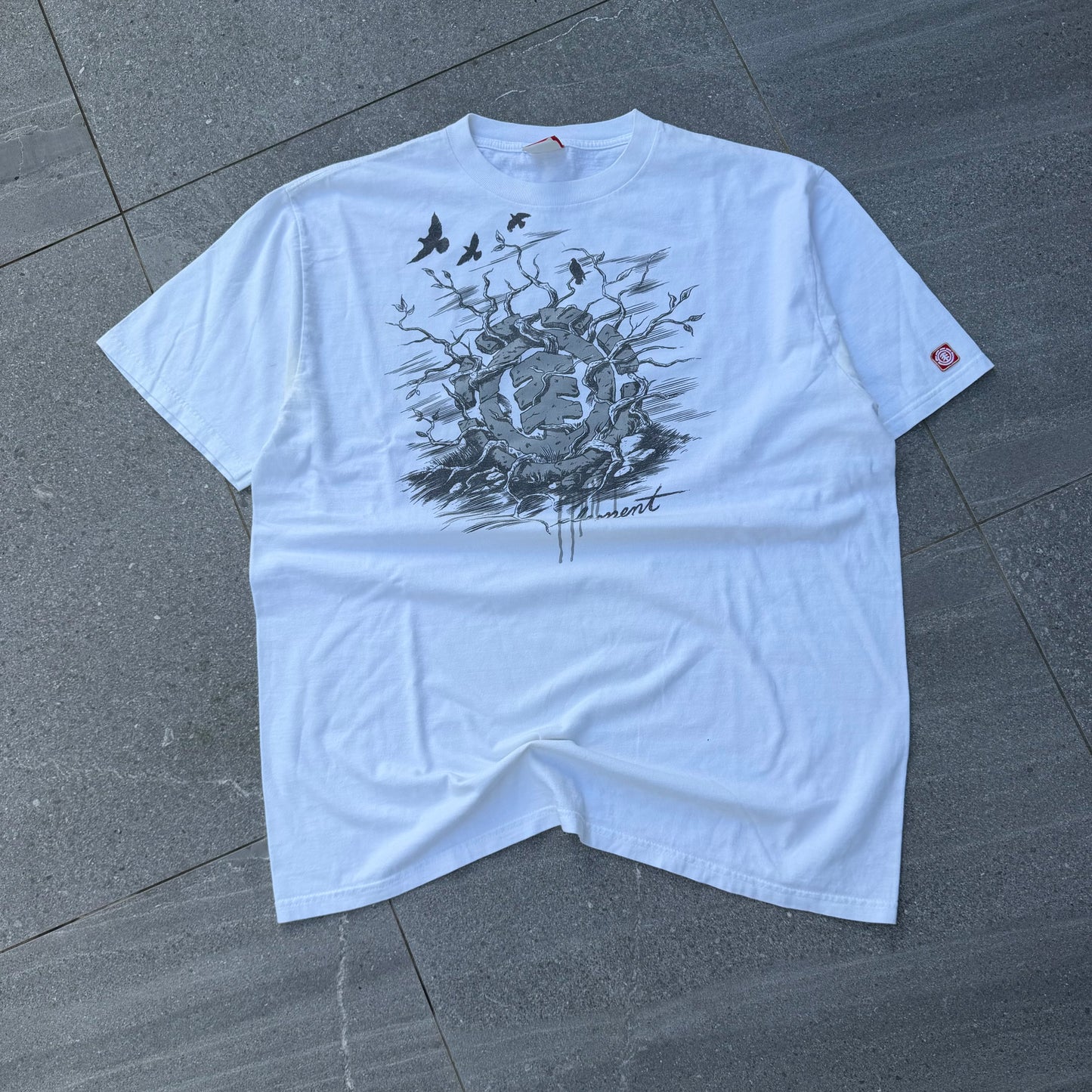 element crows tee - XL