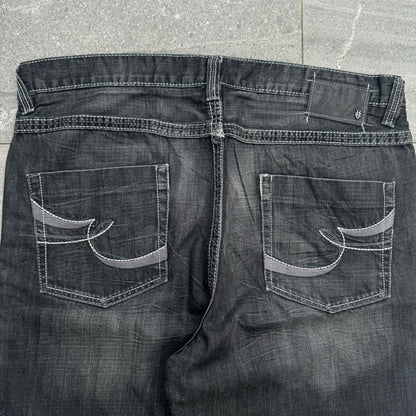 fucking nutttts ecko jeans - 40x30”