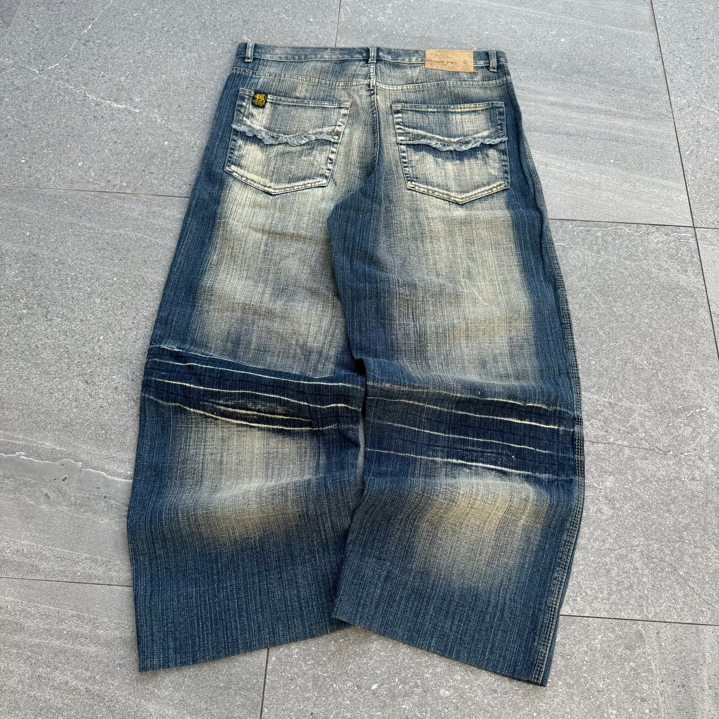 grail brock jeans LOOK AT THE WASH MAN 38x32”