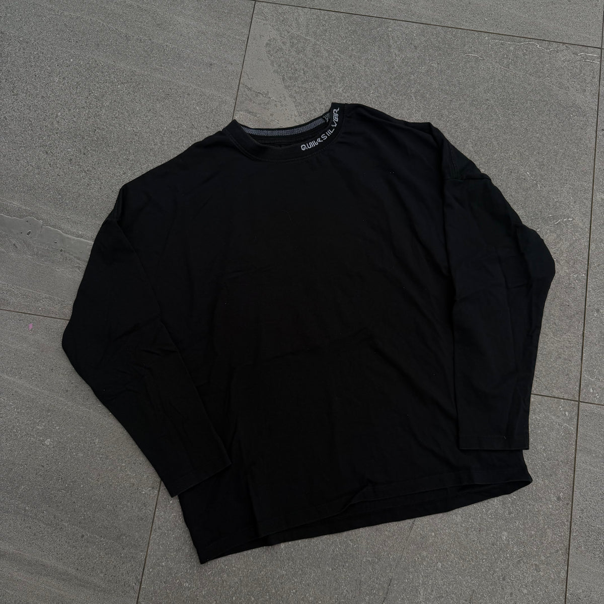 quiksilver longsleeve - M