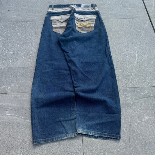 freaky jeans 👅 32x31”