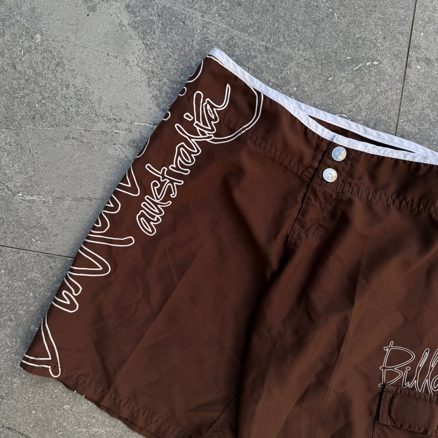 billabong boardshorts - 31”