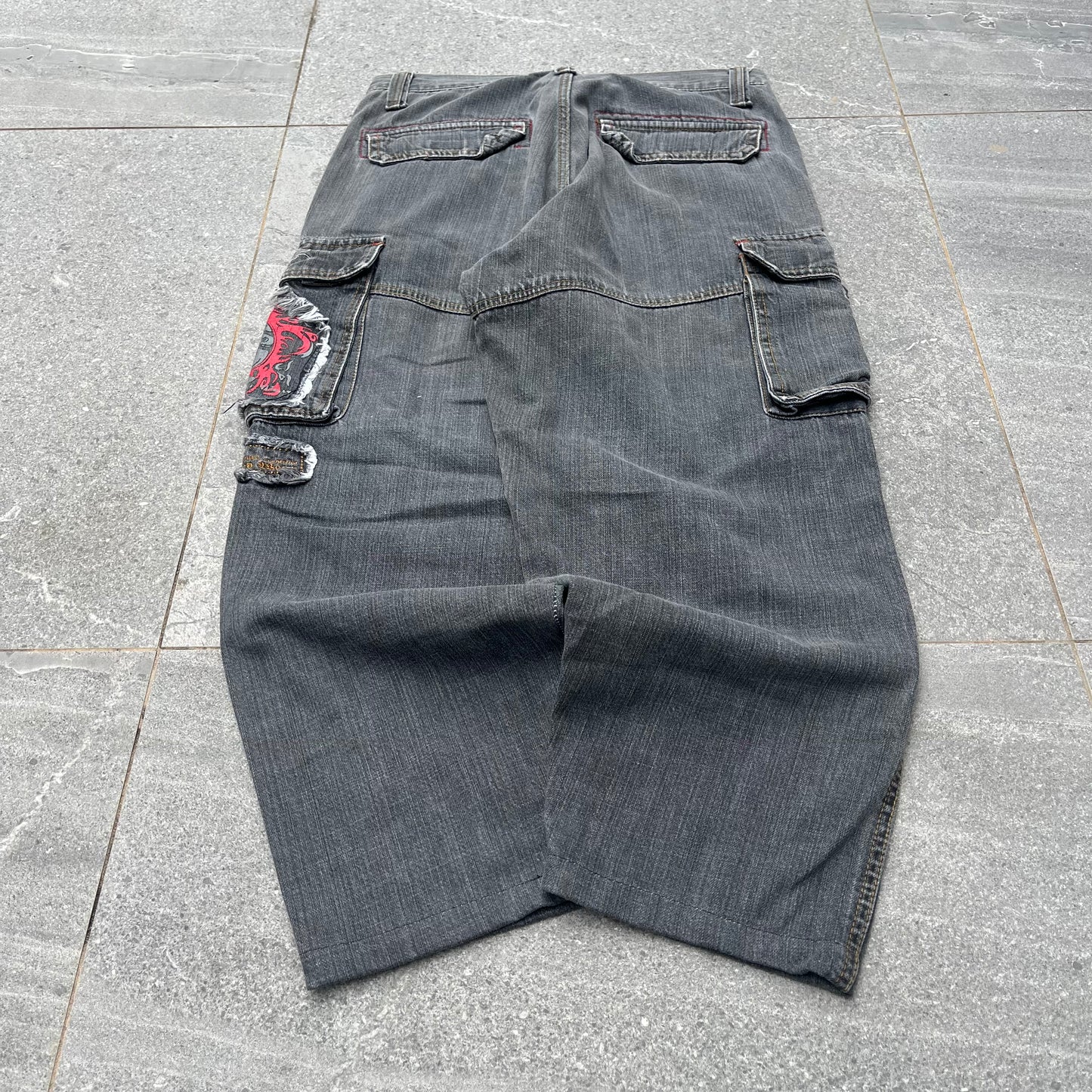 piko surf cargos - 30x27”