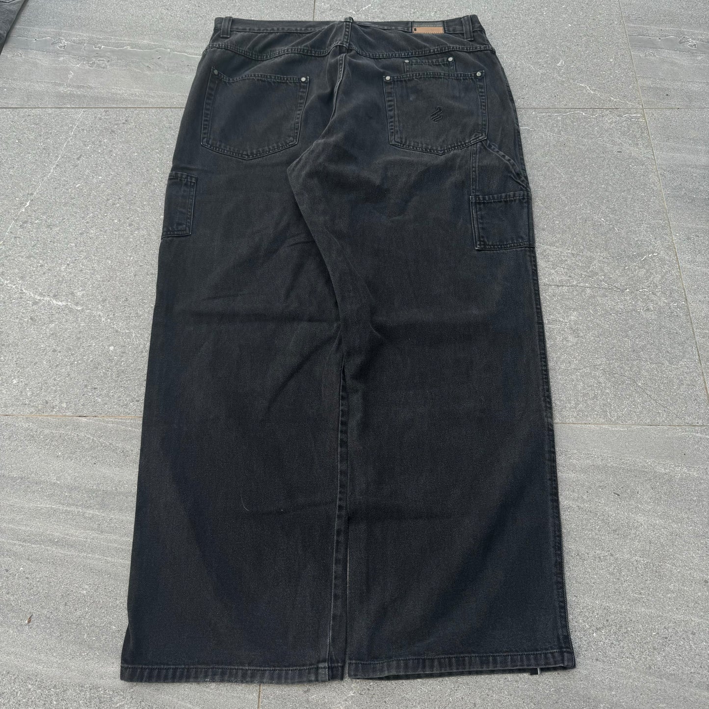 rocawear jeans - 40x33”