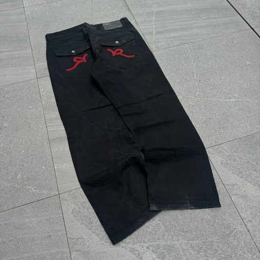 rocawear jawneeeeeez - 36x33”