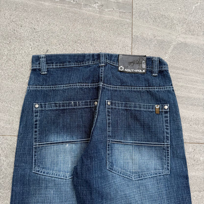 clean southpoles - 32x32”