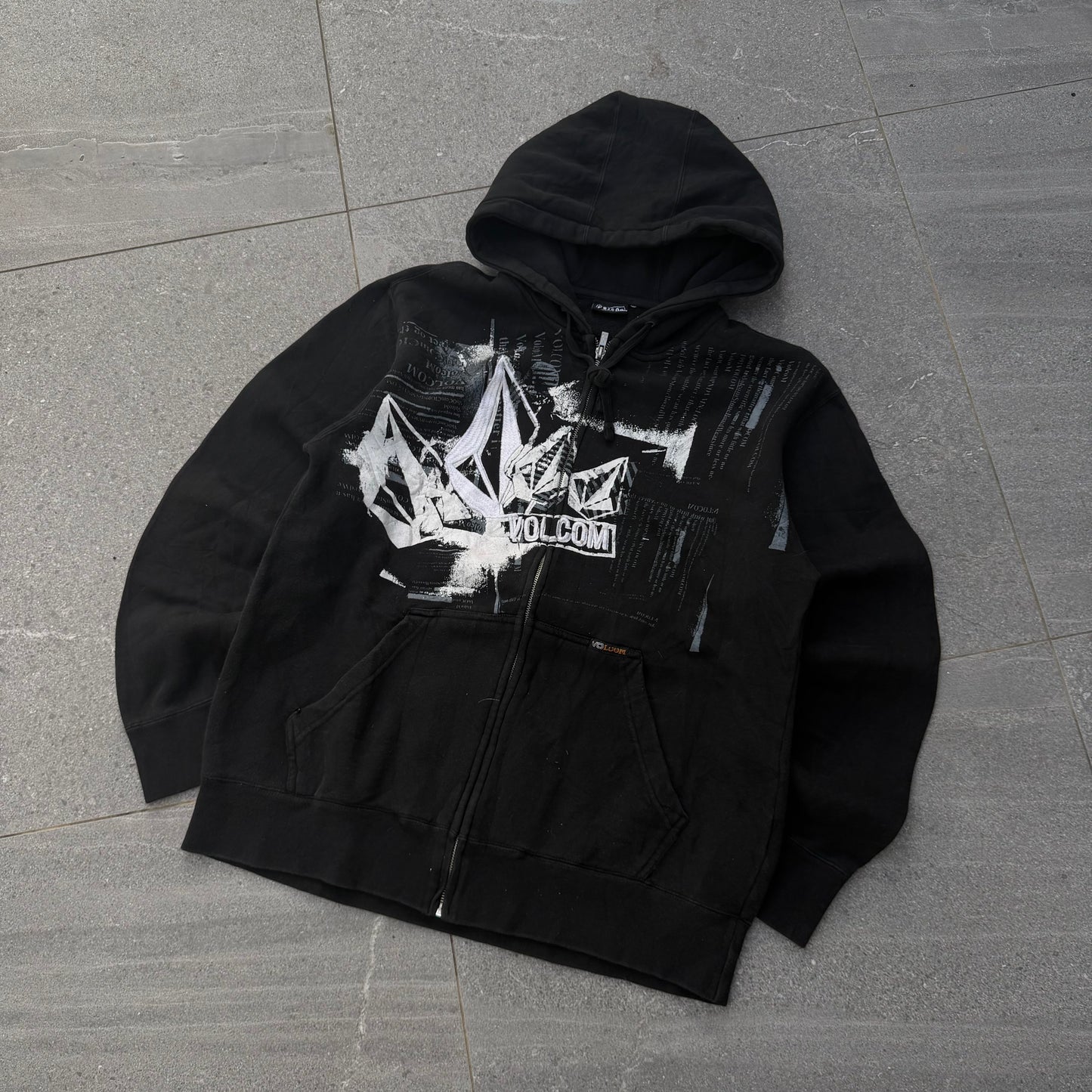 seeeeeeeexy ass volcom hoodie - L