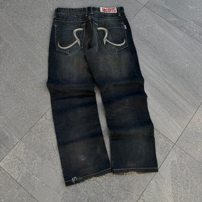 deep fade bootcuts - 30x30”