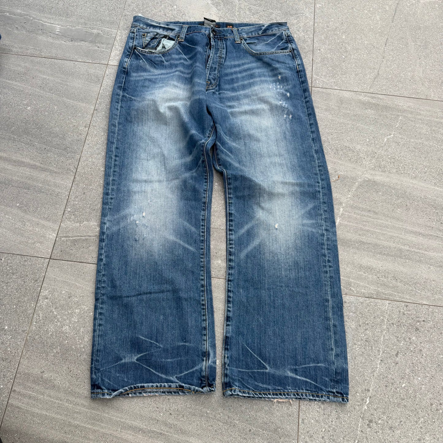 10/10 ed hardy bootcuts (i promise these r worth it) - 38x31”
