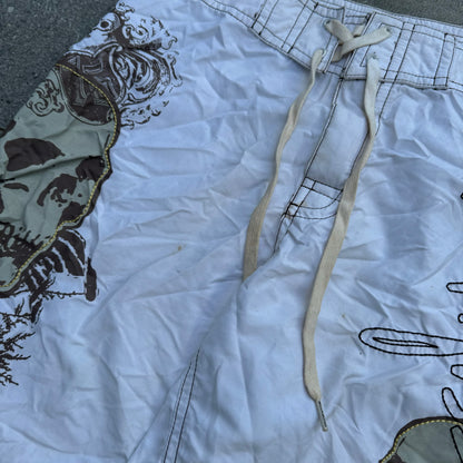 quiksilver boardies (sorry for the creasing) - 28x12”