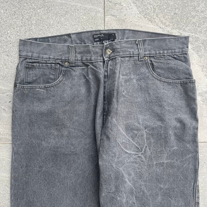 stonewash rocawears - 40x32”