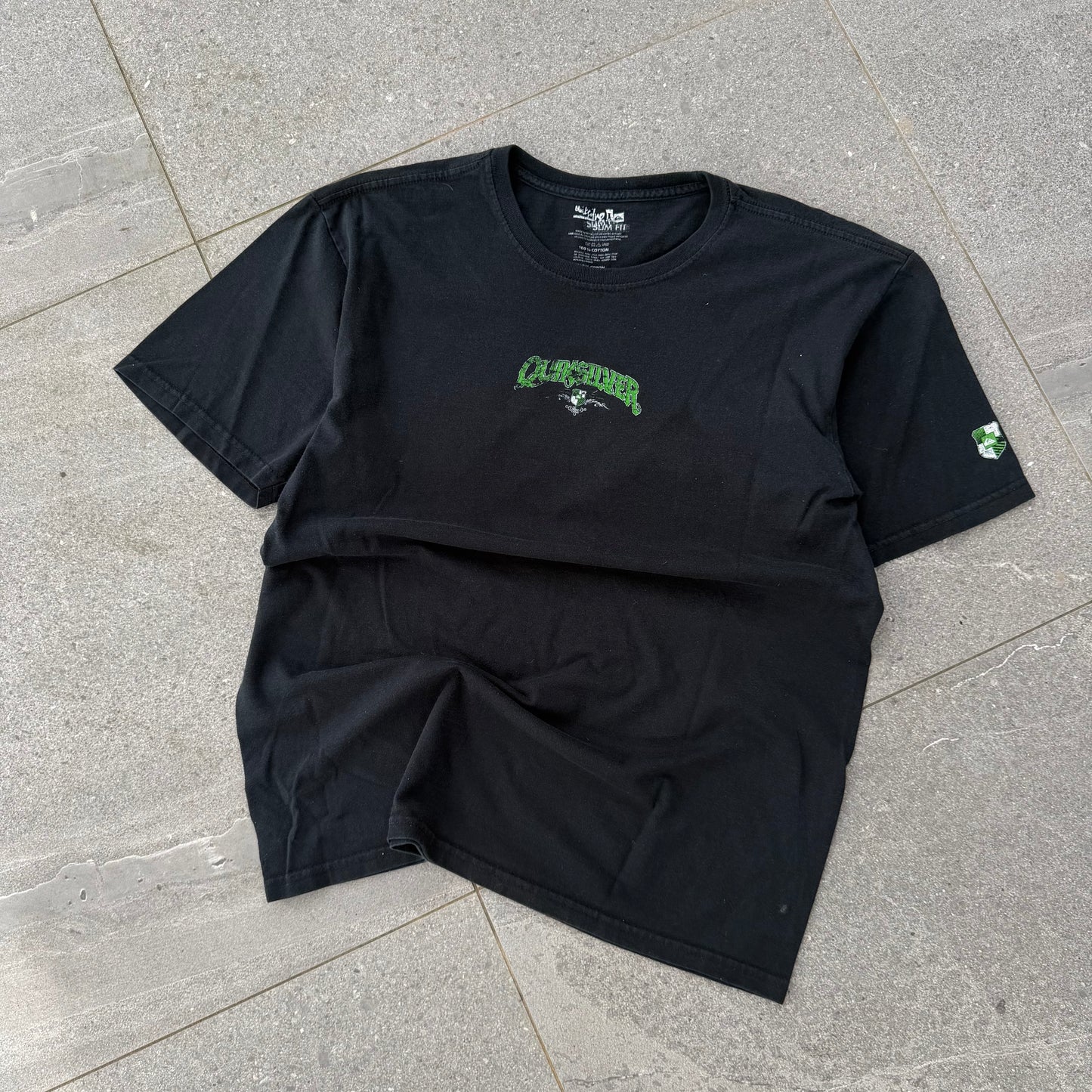 quiksilver tee - L