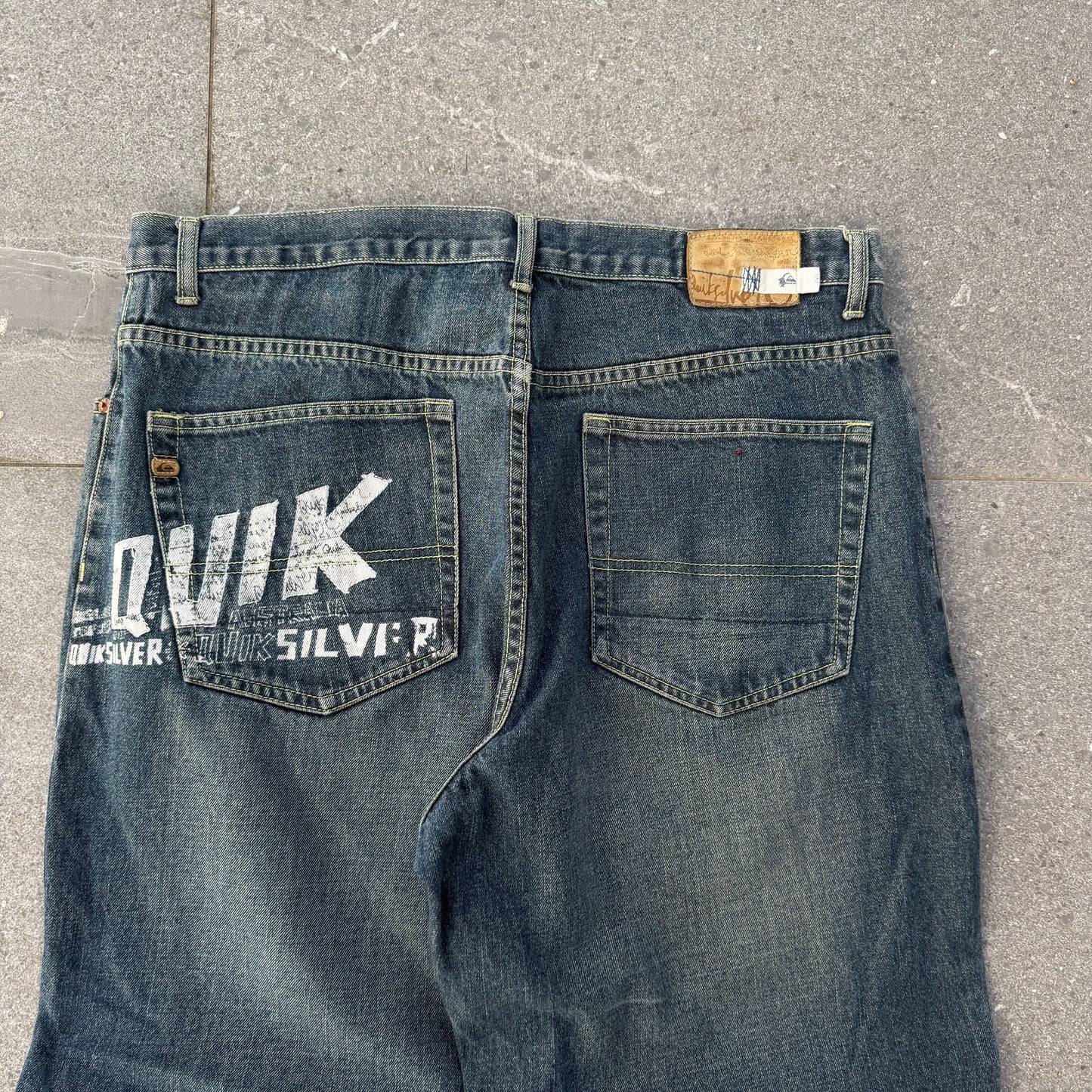 quiksilver baggies 🤤 - 38x33”