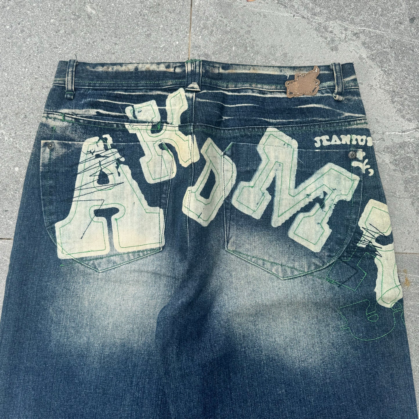 top3 pair of akademiks. ever. 36x13.5”