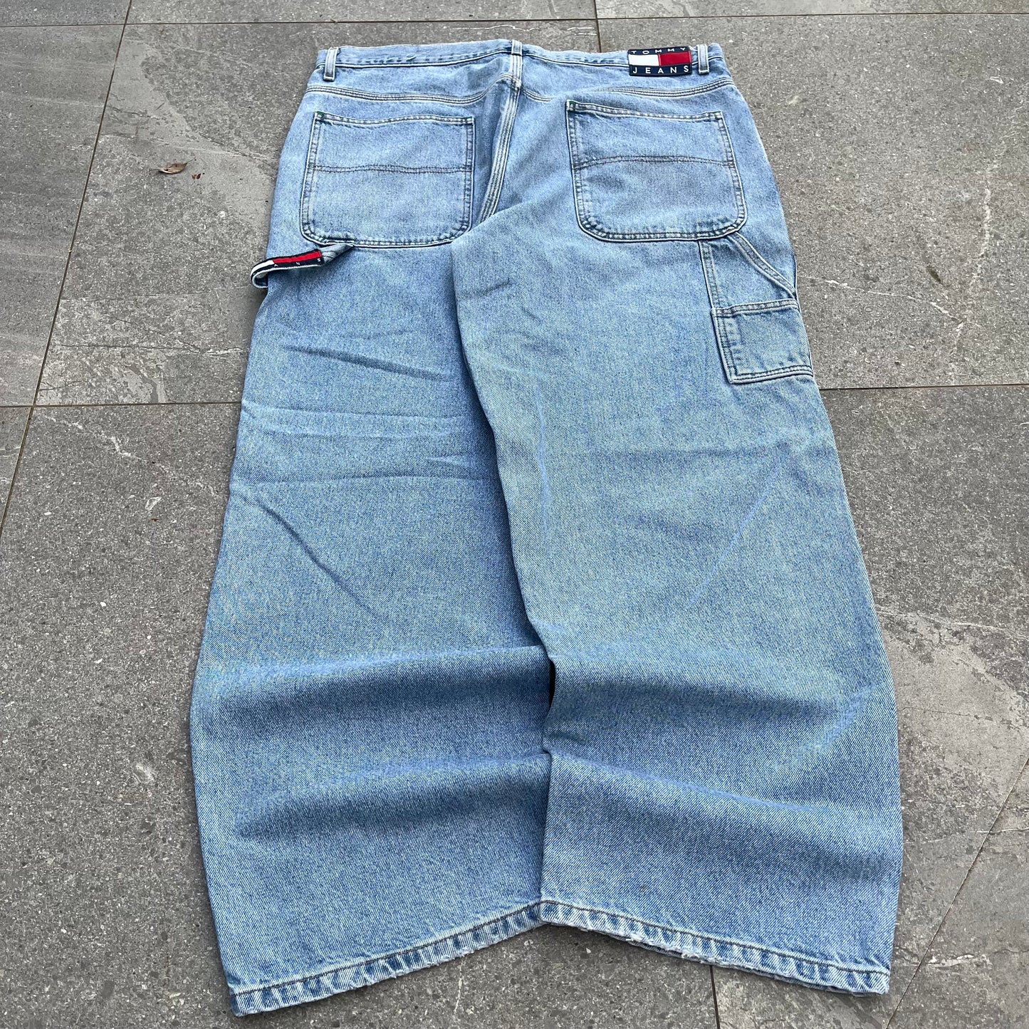 grail tommy jeans - 38x32”