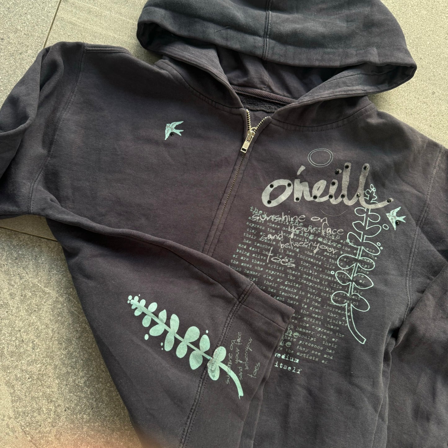 oneill cuteeeeee good - cropped M