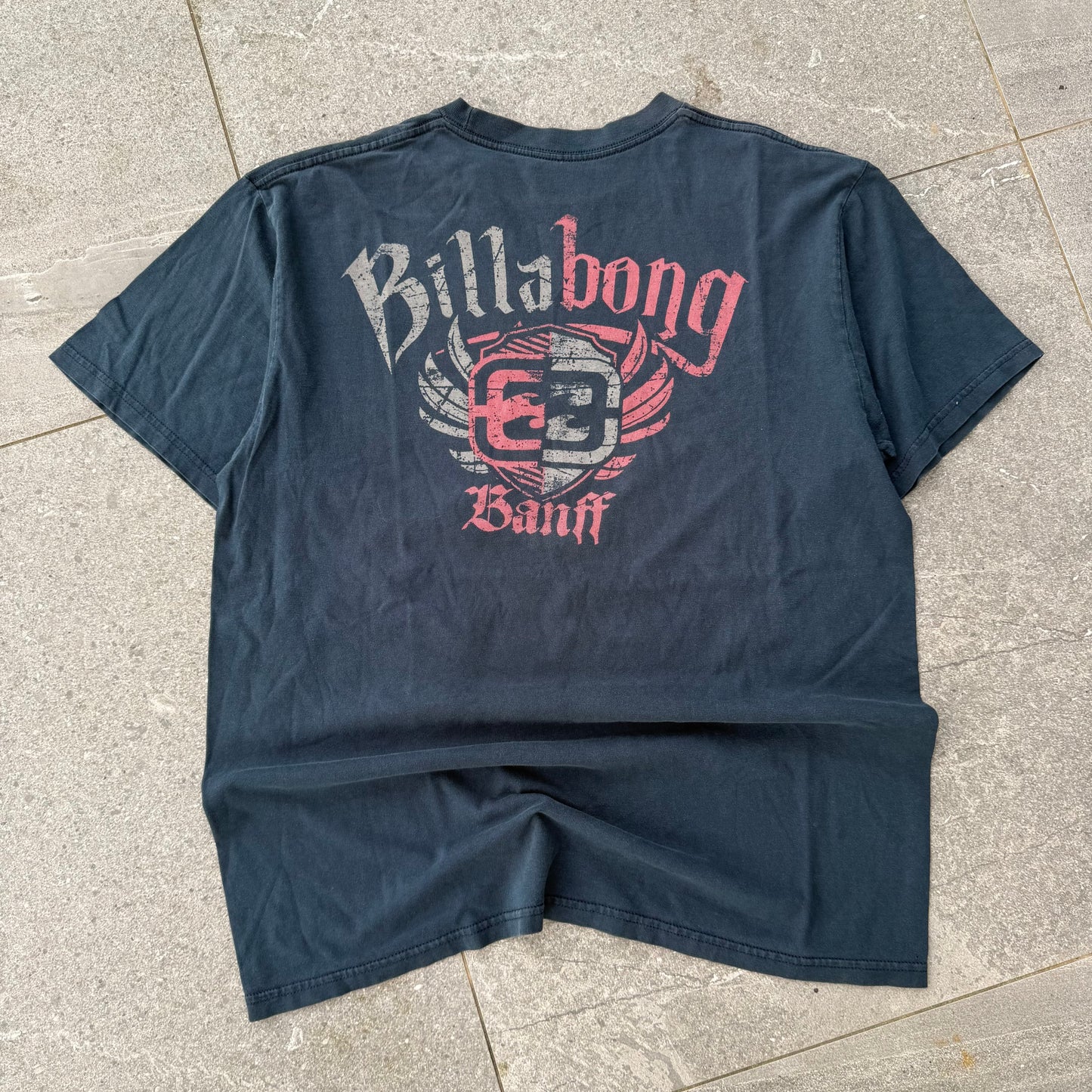 billabong banff tee - L