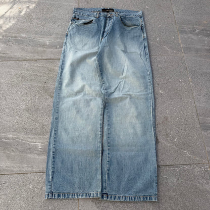 PHAT billabong light wash denims - 34x32”