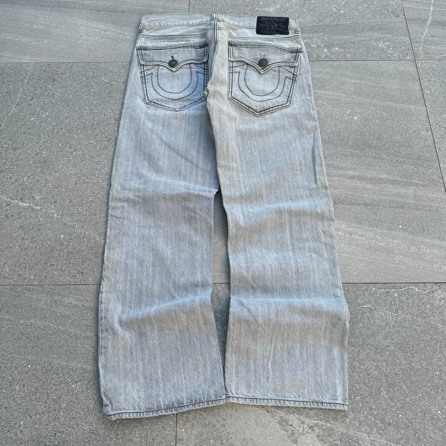 FINE SHYT CONCRETE TRUEYS OMG - 34x31”