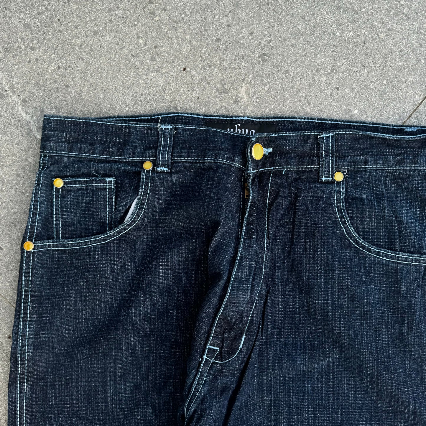 clean ubug jeans - 38x34”