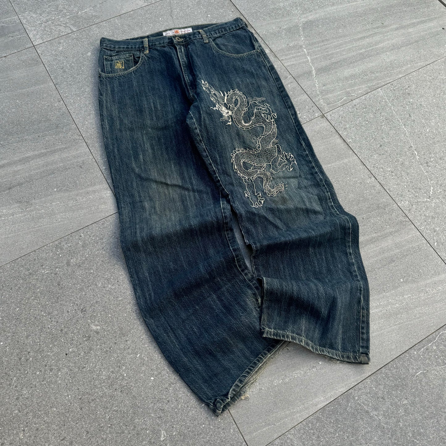 kanji japanese jeans - 34x32”