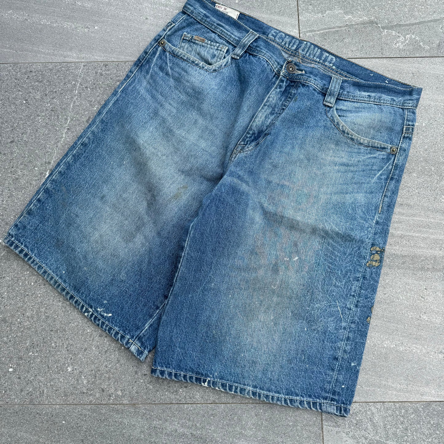 ecko jorts - 36”