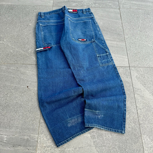 beautiful tommy jeans - 36x31”