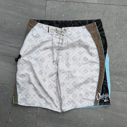 quiksilver paisley panelled boardies - 38”