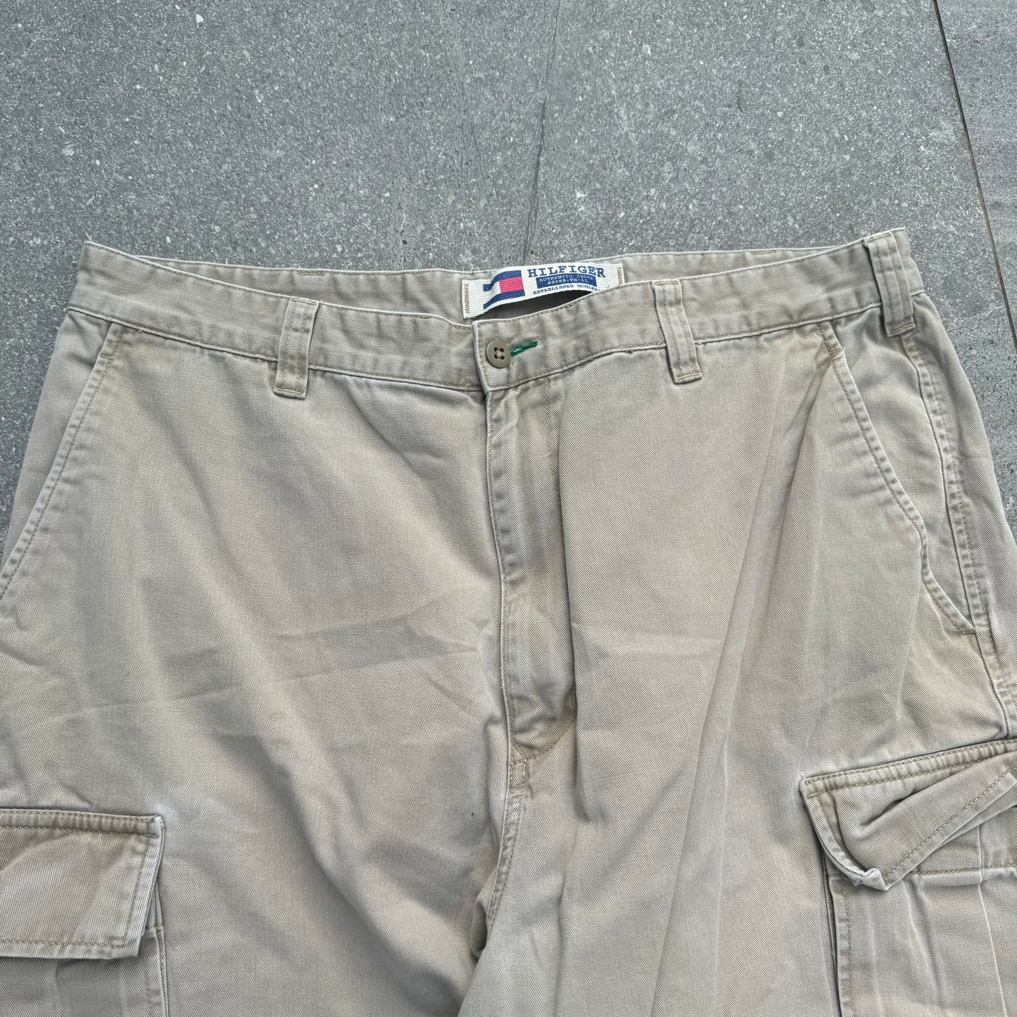 goated PHAT tommy hilfiger cargos - 36x28”