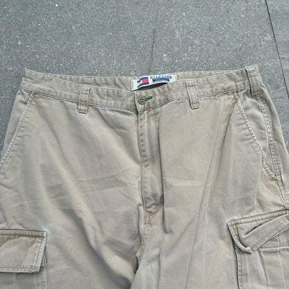 goated PHAT tommy hilfiger cargos - 36x28”