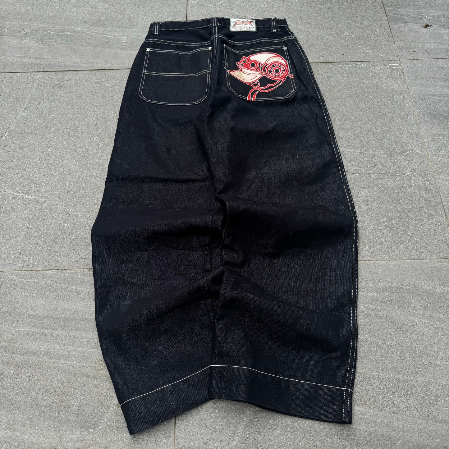 box gear bboys - 32x31”