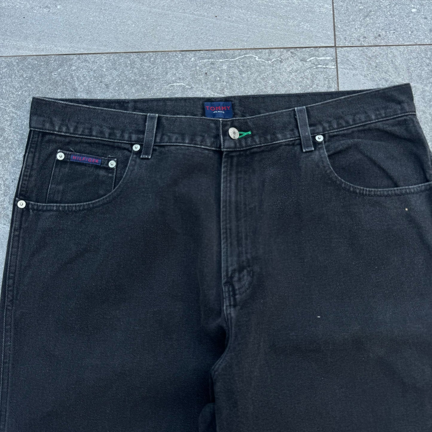 fat tommy jeans - 38x33”