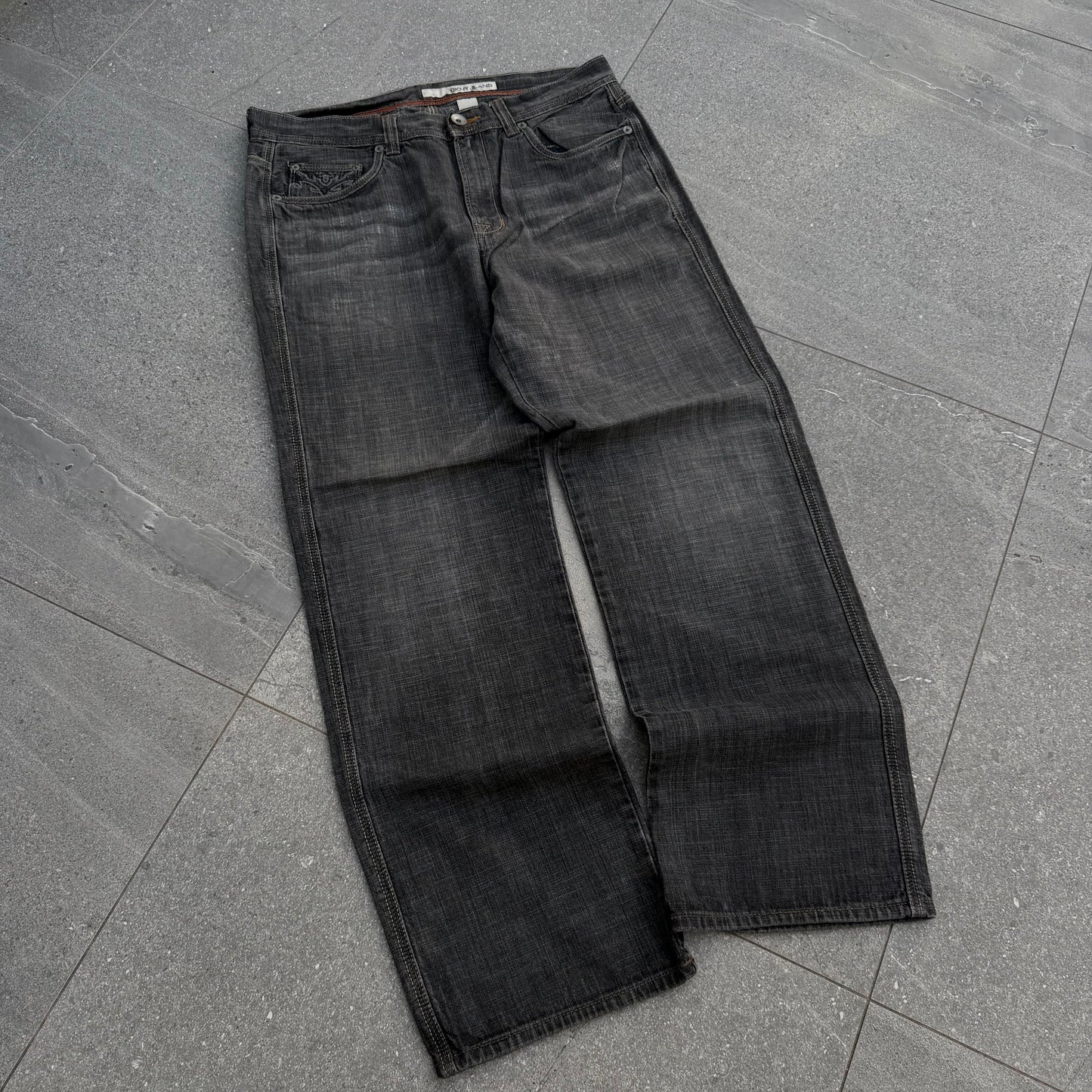 dkny bootcuts :0 34x32”