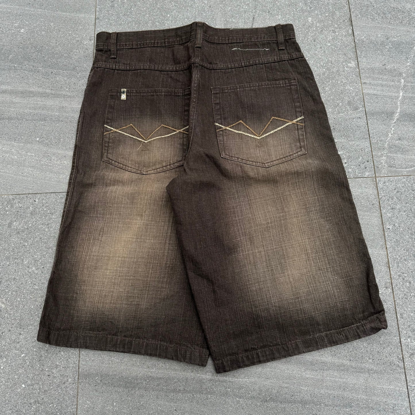 crazy brown southpole jorts - 36”