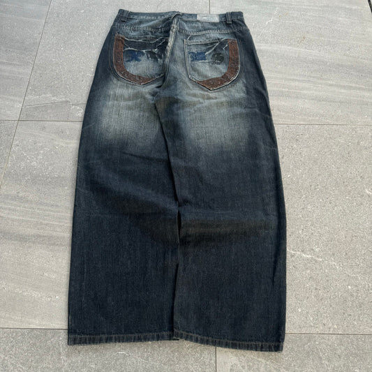 sexy ass wash on these yofk - 36x31”