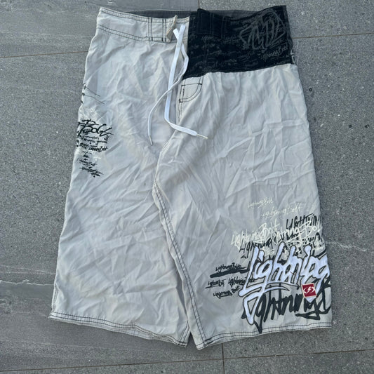 lightning bolt boardies - 31x14”