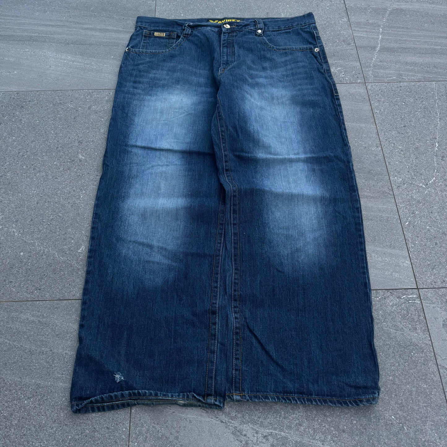fat avirex jeans - 41x33”
