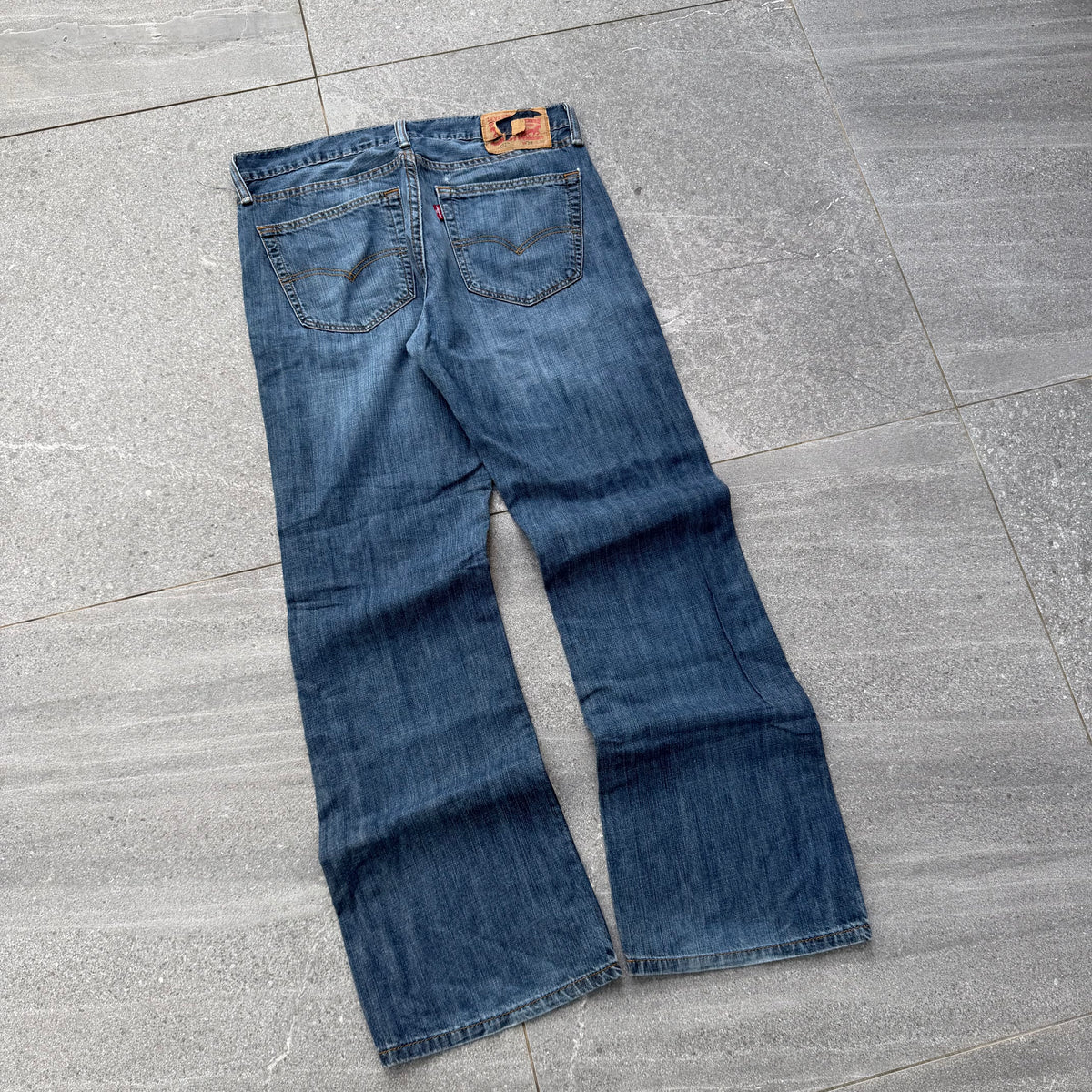 levi’s 527 bootcuts - 33x30”