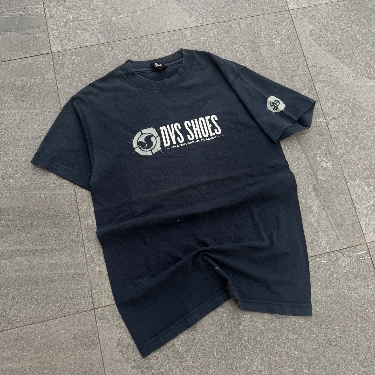 DVS tee - S