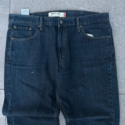 calm 527 levi’s - 38x26”