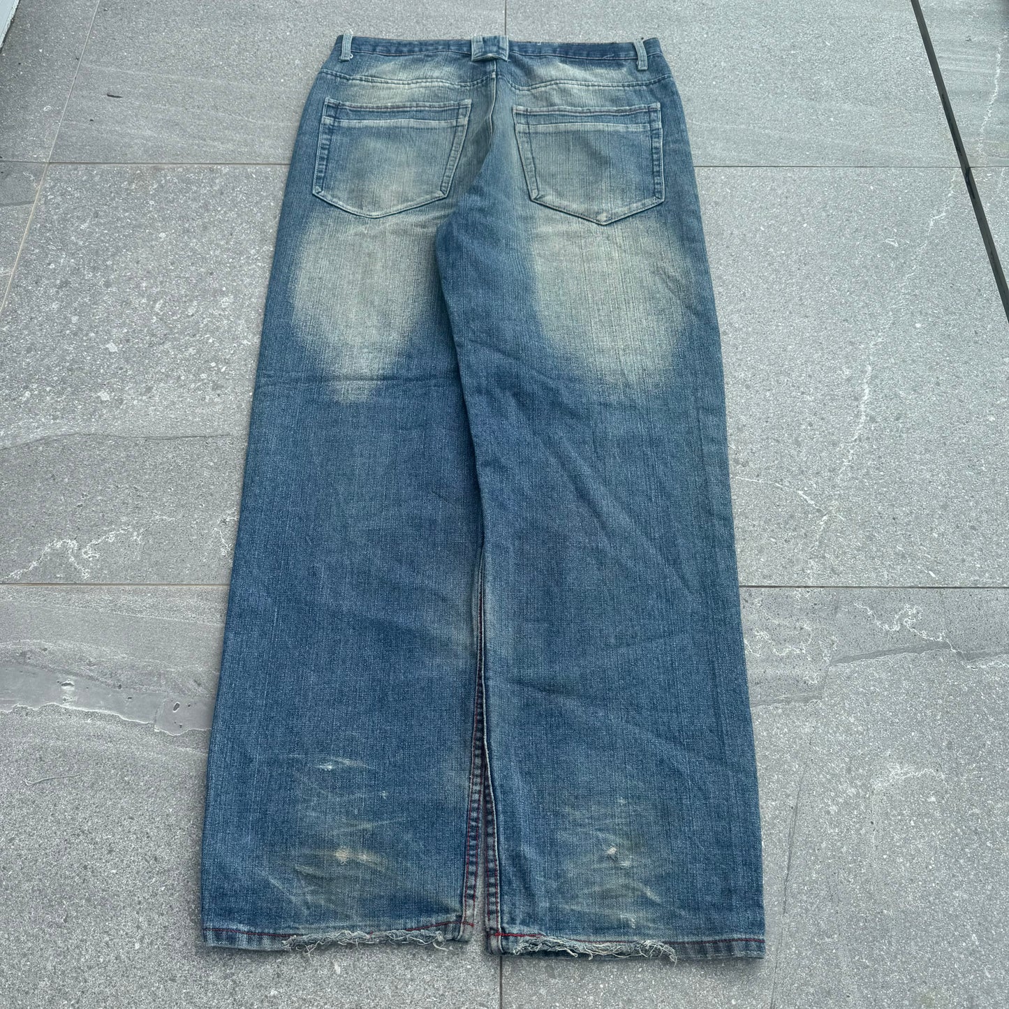 akademiks front hits - 36x32”