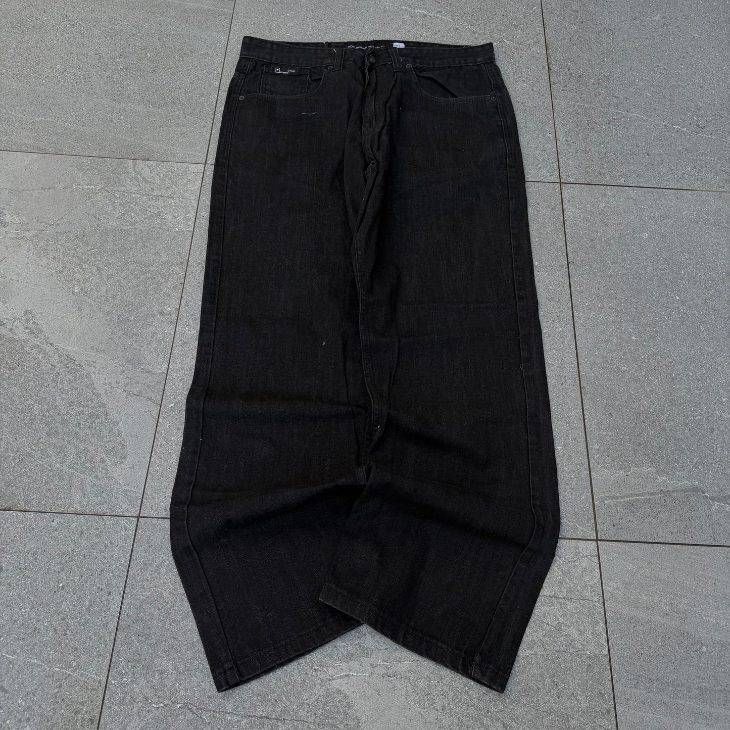 clean asf rocawears - 36x32”