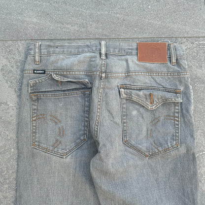 element bootcuts / straightlegs- 33x32”