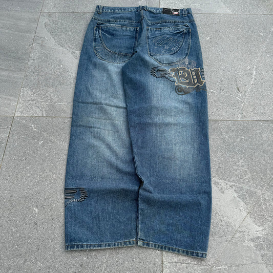 GRAIL ECKO PAIR - 38x32”