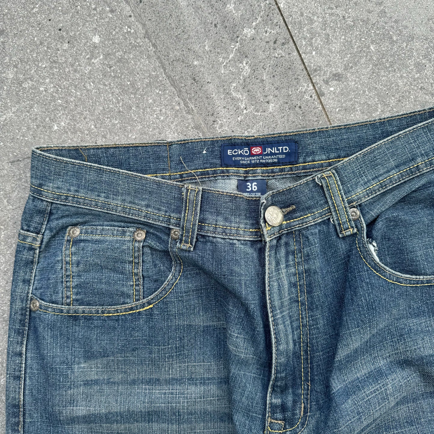 phat ecko jeans - 34x31”