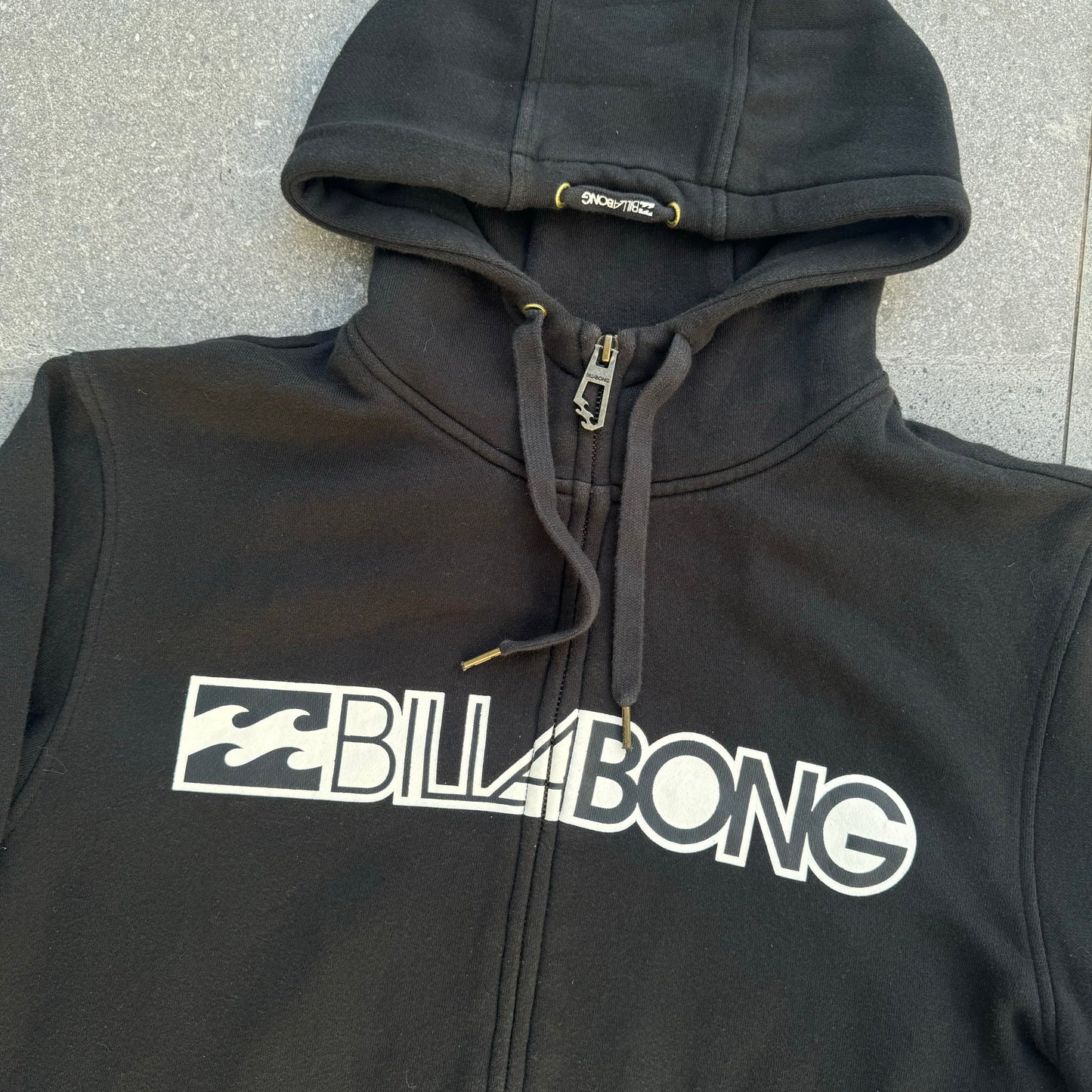 billabong hoodie - M