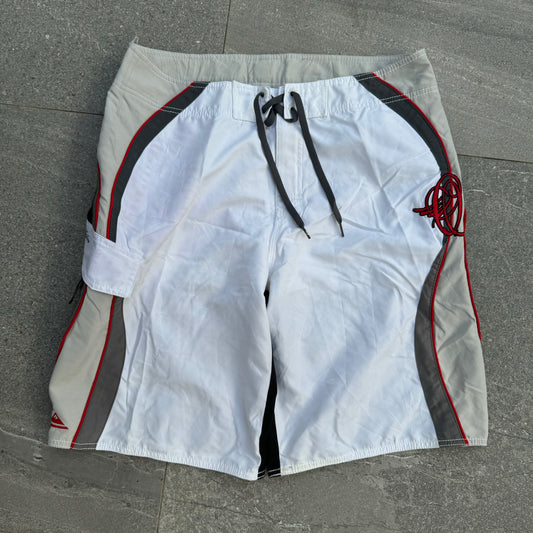 cleanest quiksilver boardies - 34x11”